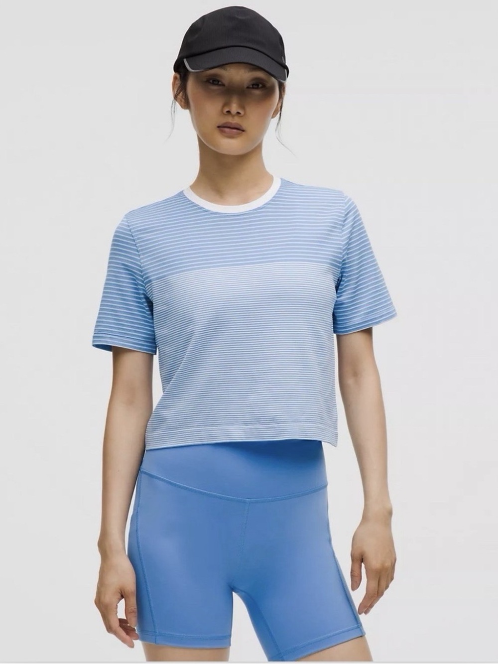 Lululemon Seamless Classic Fit Mariner Stripe Cropped T| Pool Blue & White | XXS